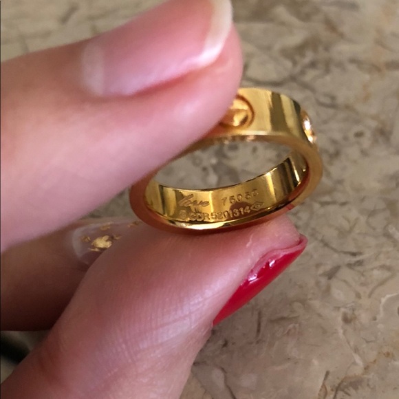 Simple Rhinestone Ring - Picture 3 of 4